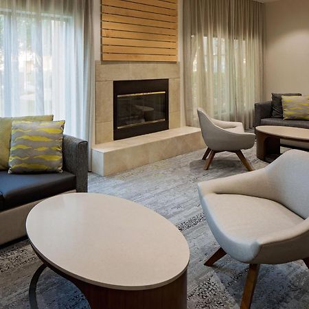 Отель Courtyard Houston Westchase Экстерьер фото