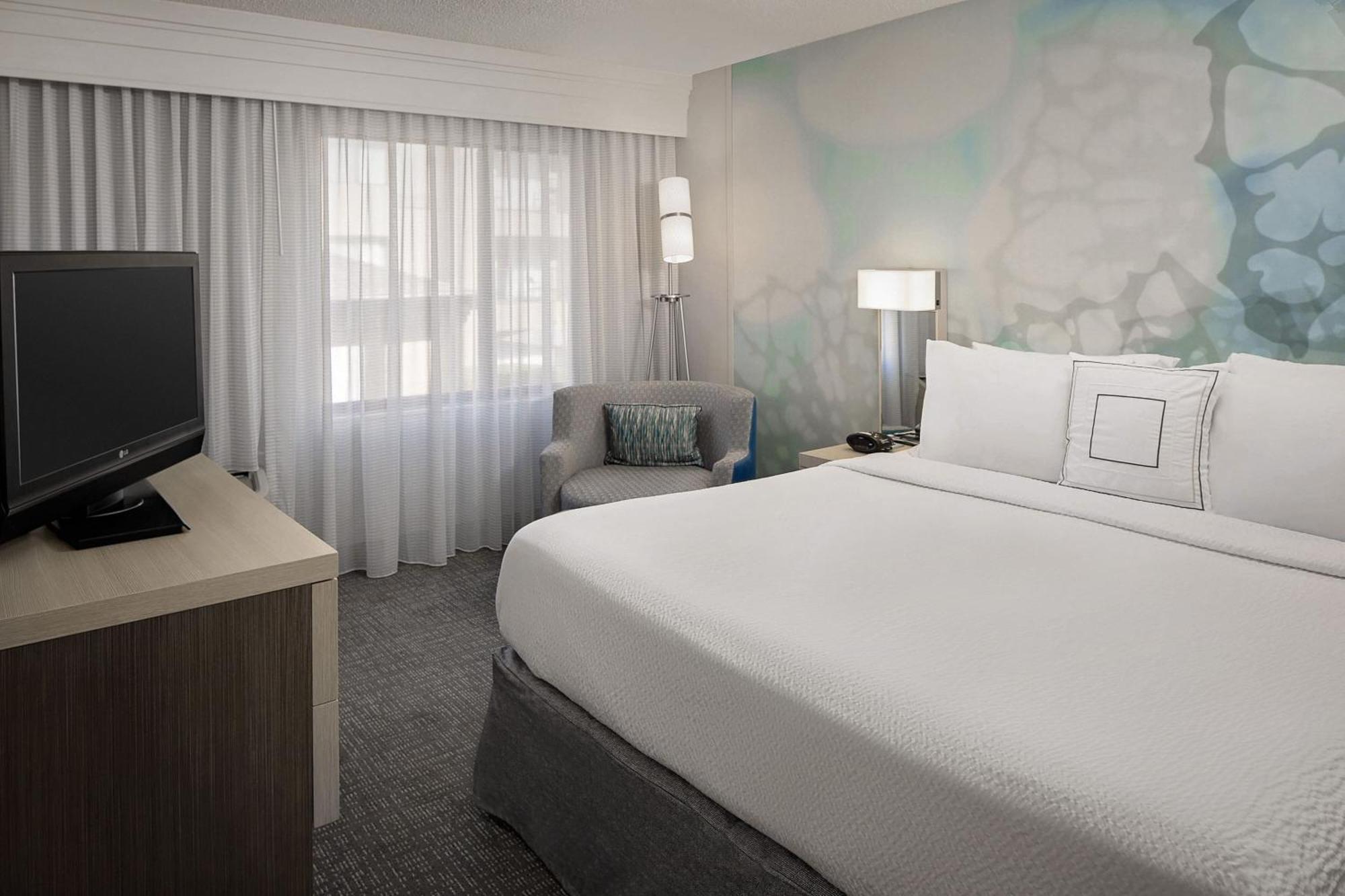 Отель Courtyard Houston Westchase Экстерьер фото