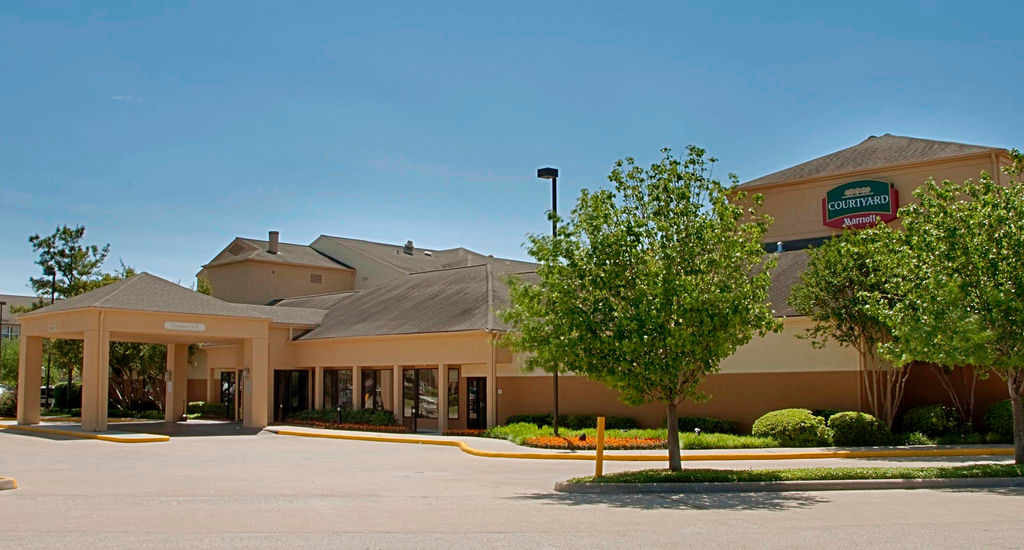 Отель Courtyard Houston Westchase Экстерьер фото